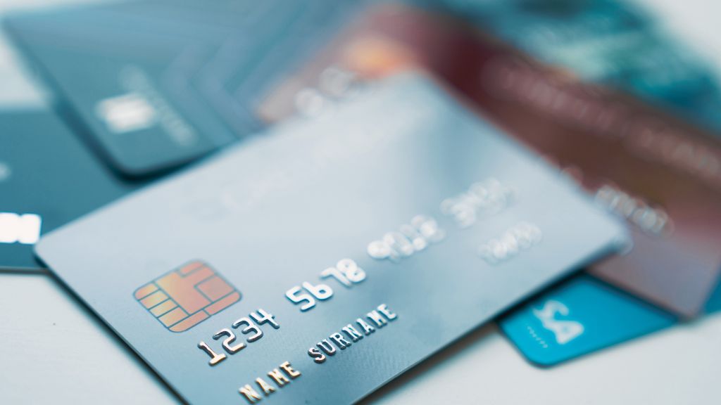 What Are 2 Reasons Someone Might Want to Open a Secured Credit Card?